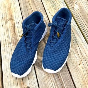 Air Jordan Future Midnight Navy/White